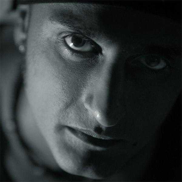 دانلود آهنگ هتل